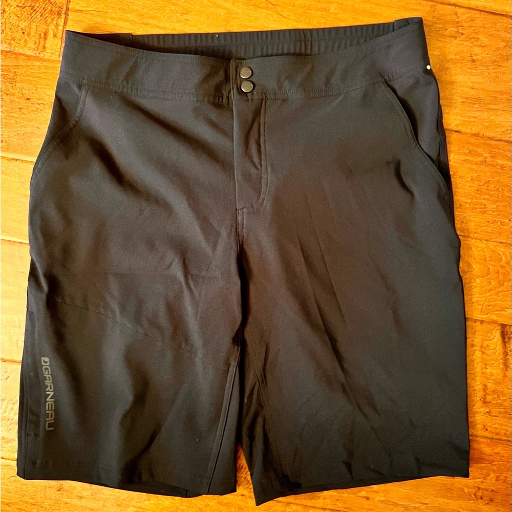 Mens Large Garneau Biking Cycling Baggy Shorts with Cycling Liner. NWOT